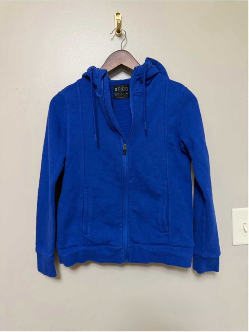 FIGS Essential Hoodie